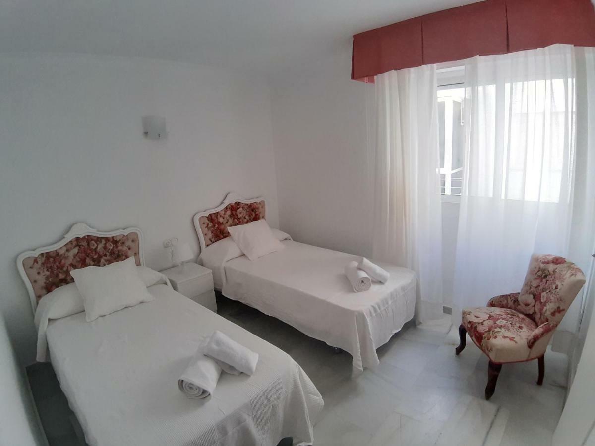 Spacious Beach Flat In Fuengirola - Los Boliches Luaran gambar