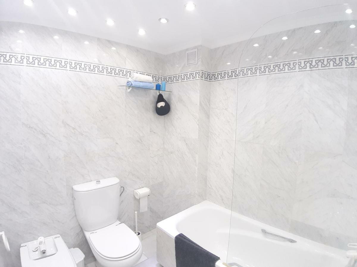Spacious Beach Flat In Fuengirola - Los Boliches Luaran gambar